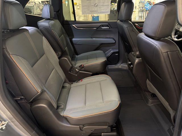 2026 GMC Acadia AT4 AWD