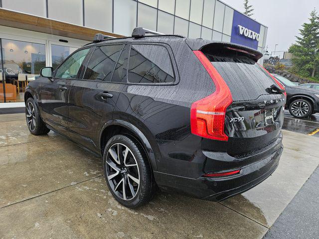 2023 Volvo XC90 Recharge T8 Plus Dark Theme 7-Seater