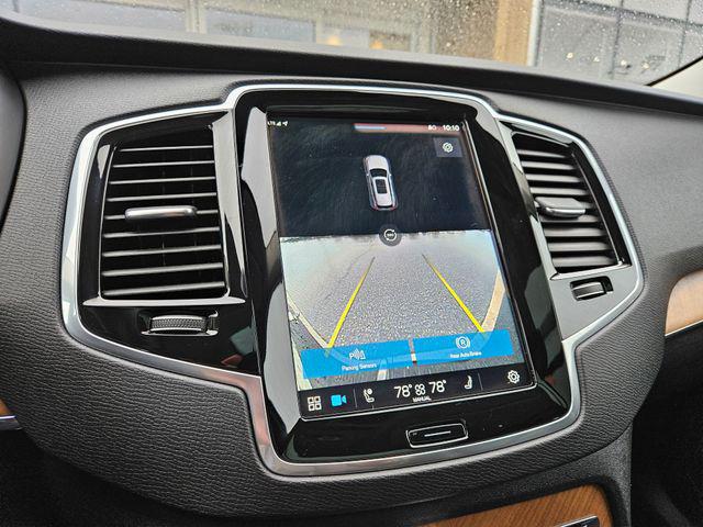 2023 Volvo XC90 Recharge T8 Plus Dark Theme 7-Seater