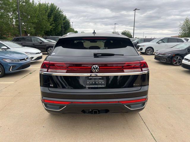 2026 Volkswagen Atlas Cross Sport SE with Technology