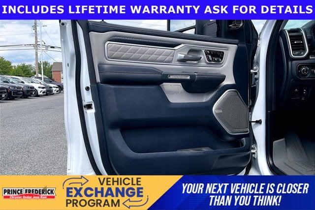 2025 Ram 1500 Tungsten Crew Cab 4x4 5'7" Box
