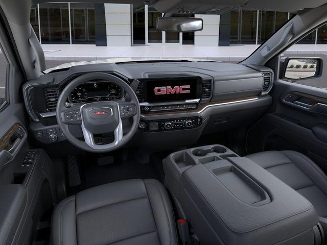 2026 GMC Sierra 1500 Crew Cab, Short Bed, SLT, 4WD