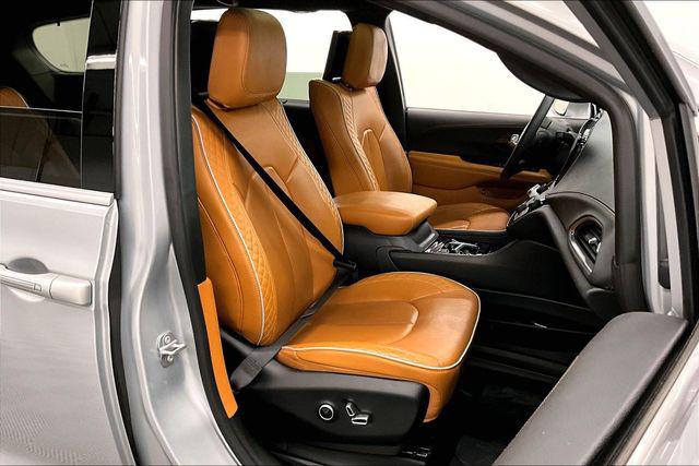 2022 Chrysler Pacifica Hybrid Pinnacle