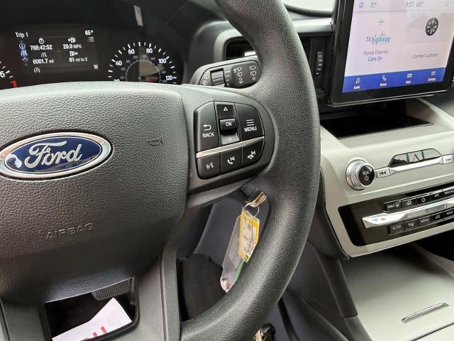2023 Ford Explorer Base