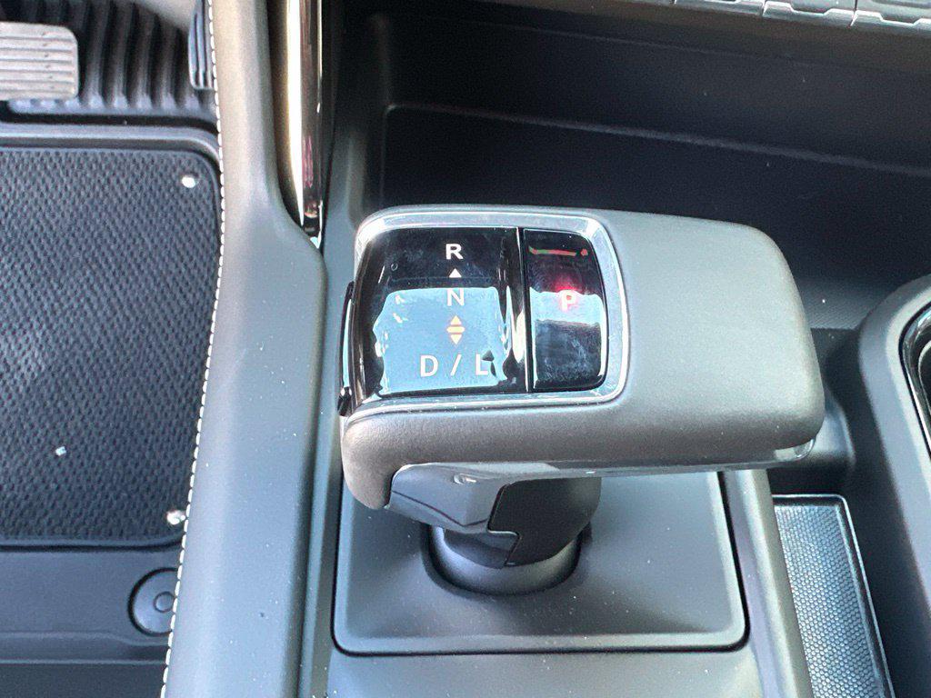 2026 GMC Sierra 1500 AT4X - Photo 21