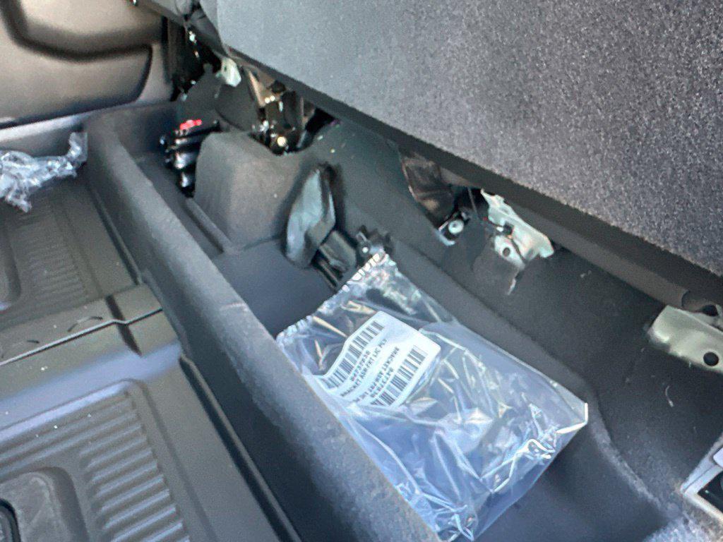 2026 GMC Sierra 1500 AT4X - Photo 33