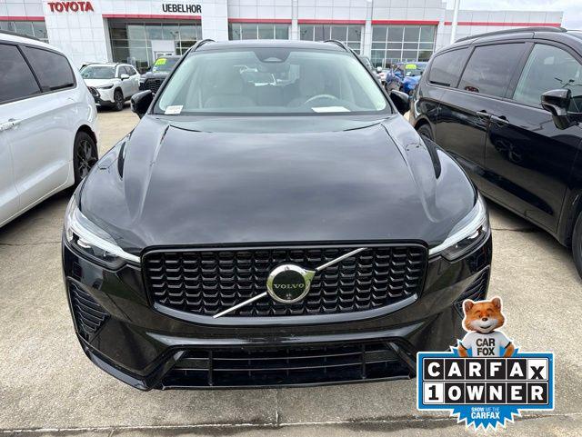 2025 Volvo XC60 B5 Ultra
