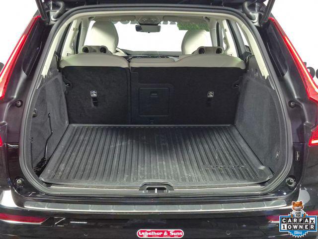 2025 Volvo XC60 B5 Ultra