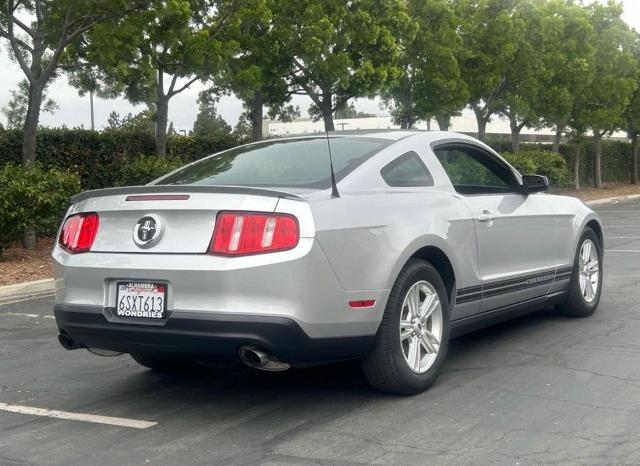 2012 Ford Mustang V6