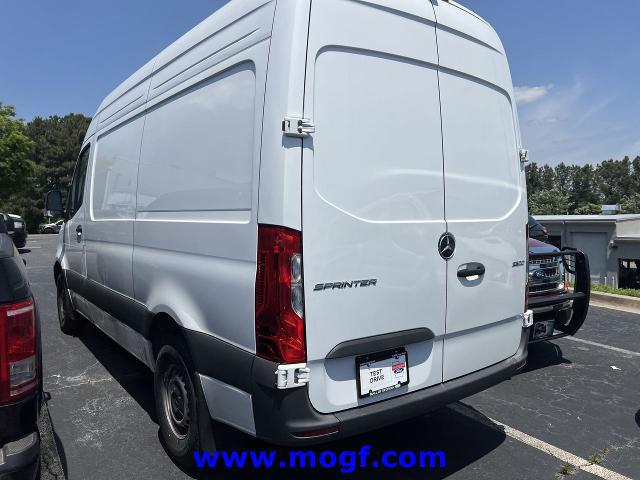 2025 Mercedes-Benz Sprinter 2500 Standard Roof 4-Cyl Diesel