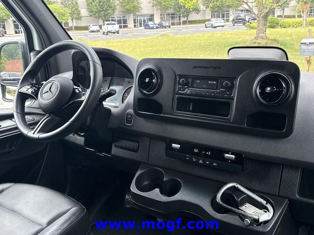 2025 Mercedes-Benz Sprinter 2500 Standard Roof 4-Cyl Diesel