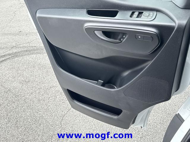 2025 Mercedes-Benz Sprinter 2500 Standard Roof 4-Cyl Diesel