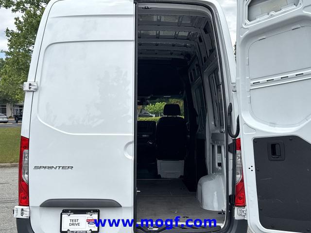 2025 Mercedes-Benz Sprinter 2500 Standard Roof 4-Cyl Diesel