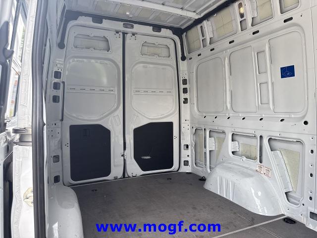 2025 Mercedes-Benz Sprinter 2500 Standard Roof 4-Cyl Diesel