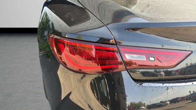 2021 INFINITI Q60 RED SPORT 400