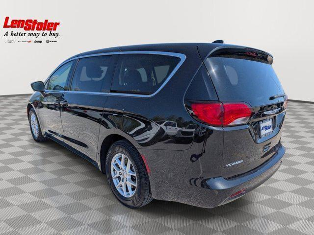 2023 Chrysler Voyager LX 2023 Chrysler Voyager LX