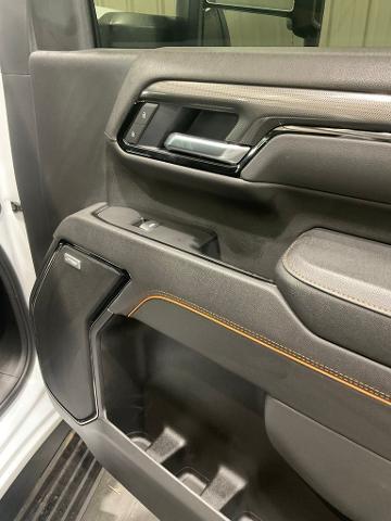 2026 GMC Sierra 2500HD Crew Cab, Standard Bed, AT4, 4WD