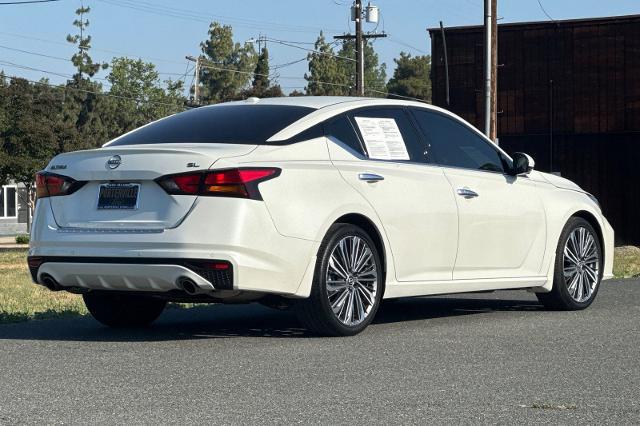 2023 Nissan Altima SL FWD