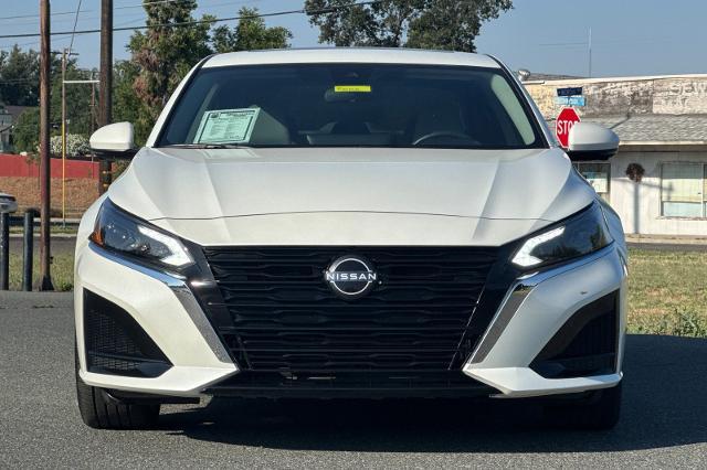 2023 Nissan Altima SL FWD