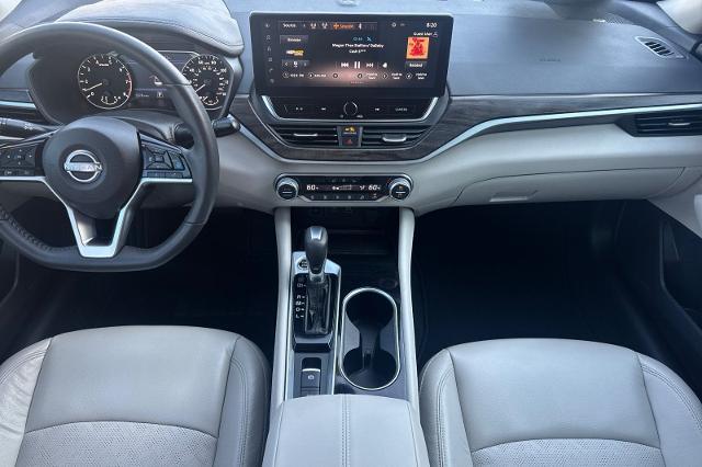 2023 Nissan Altima SL FWD