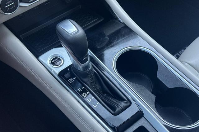 2023 Nissan Altima SL FWD