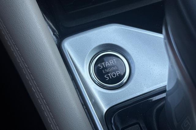 2023 Nissan Altima SL FWD