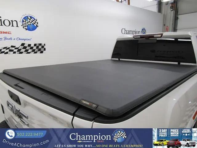 2024 GMC Sierra 2500HD 4WD Crew Cab Standard Bed Denali