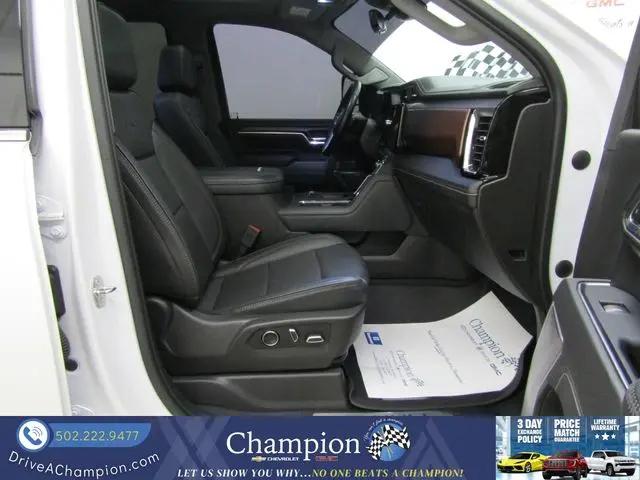 2024 GMC Sierra 2500HD 4WD Crew Cab Standard Bed Denali
