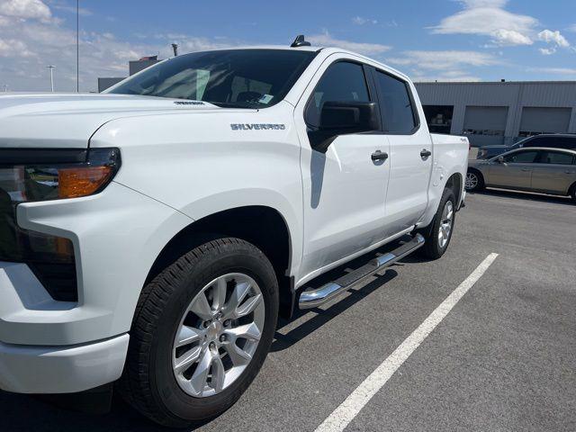 2026 Chevrolet Silverado 1500 4WD Crew Cab Short Bed Custom