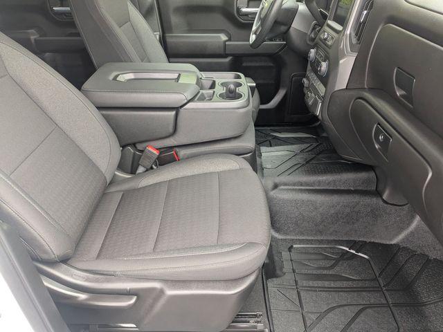 2026 Chevrolet Silverado 1500 4WD Crew Cab Short Bed Custom