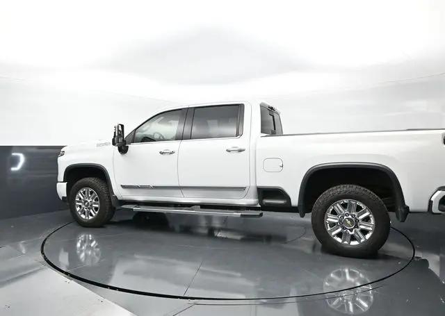 2024 Chevrolet Silverado 2500HD 4WD Crew Cab Standard Bed High Country
