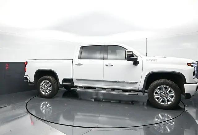 2024 Chevrolet Silverado 2500HD 4WD Crew Cab Standard Bed High Country