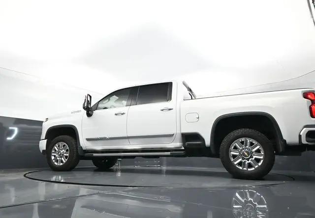 2024 Chevrolet Silverado 2500HD 4WD Crew Cab Standard Bed High Country