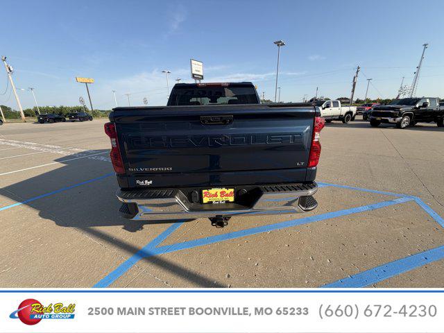 2023 Chevrolet Silverado 1500 4WD Crew Cab Short Bed LT with 2FL