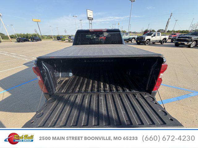 2023 Chevrolet Silverado 1500 4WD Crew Cab Short Bed LT with 2FL