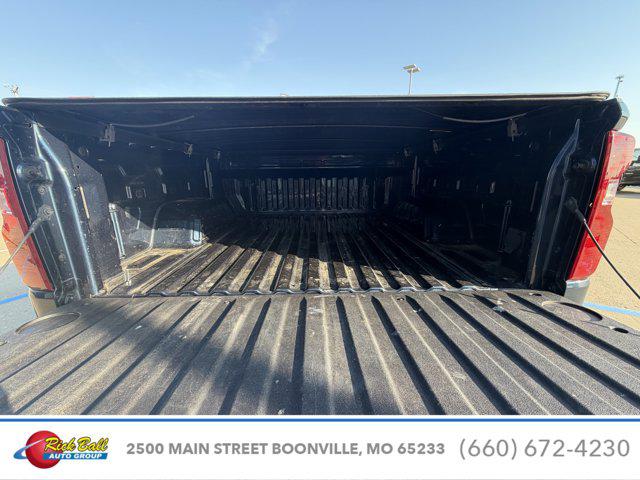2023 Chevrolet Silverado 1500 4WD Crew Cab Short Bed LT with 2FL