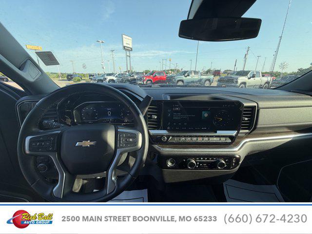 2023 Chevrolet Silverado 1500 4WD Crew Cab Short Bed LT with 2FL