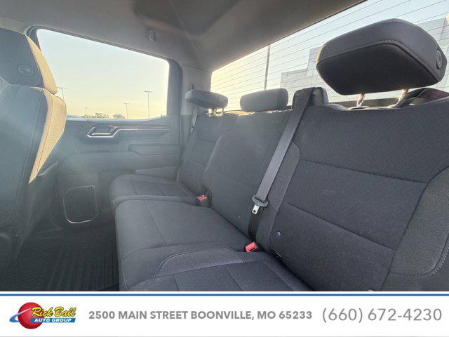 2023 Chevrolet Silverado 1500 4WD Crew Cab Short Bed LT with 2FL