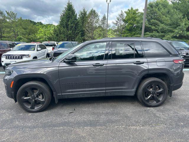 2023 Jeep Grand Cherokee Altitude 4x4 2023 Jeep Grand Cherokee Altitude 4x4