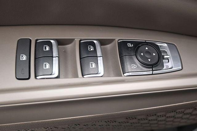 2025 Kia Carnival MPV LXS