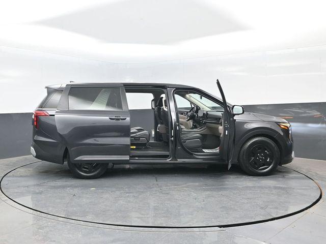 2025 Kia Carnival MPV LXS