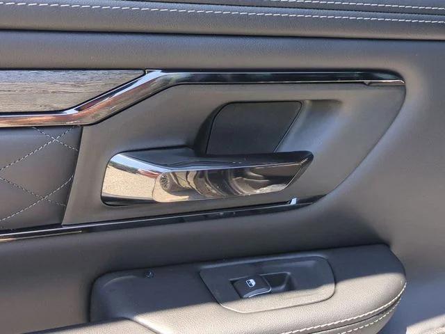 New 2026 Diamond Black Crystal Pearl-Coat Exterior Paint RAM Limited image 30