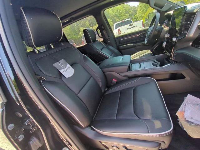 New 2026 Diamond Black Crystal Pearl-Coat Exterior Paint RAM Limited image 37
