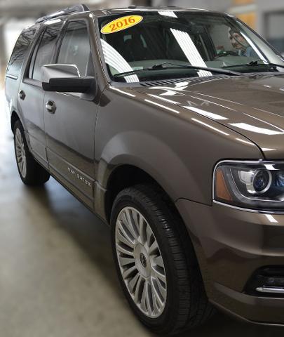 2016 Lincoln Navigator Select