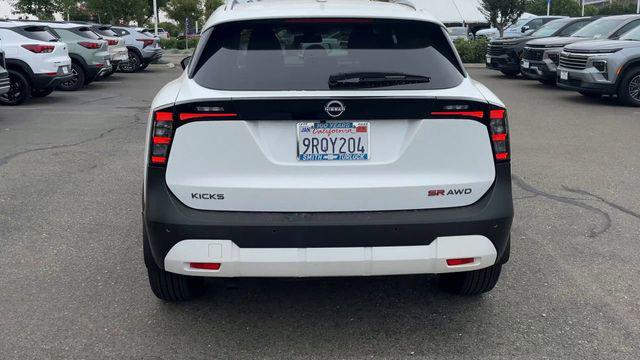 2025 Nissan Kicks SR Intelligent AWD