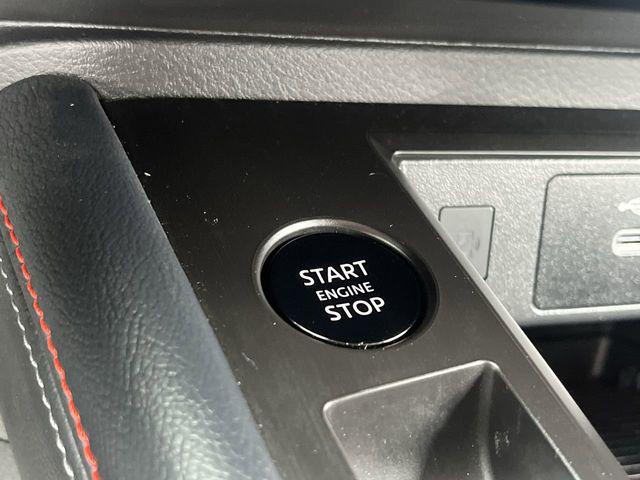2025 Nissan Kicks SR Intelligent AWD