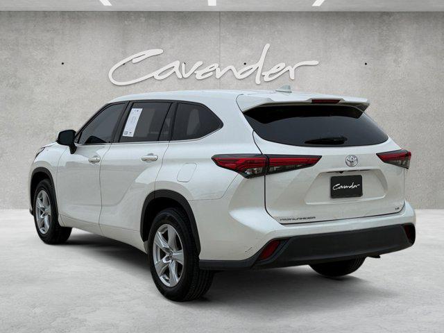 2021 Toyota Highlander LE