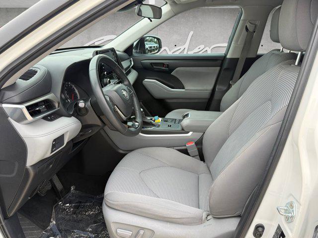 2021 Toyota Highlander LE