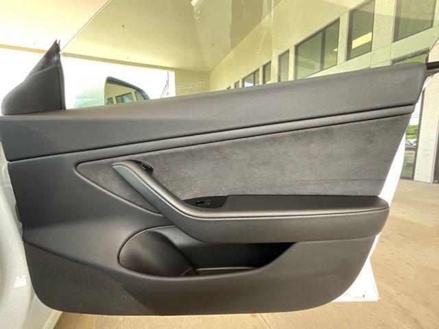 2019 Tesla Model 3 Standard Range