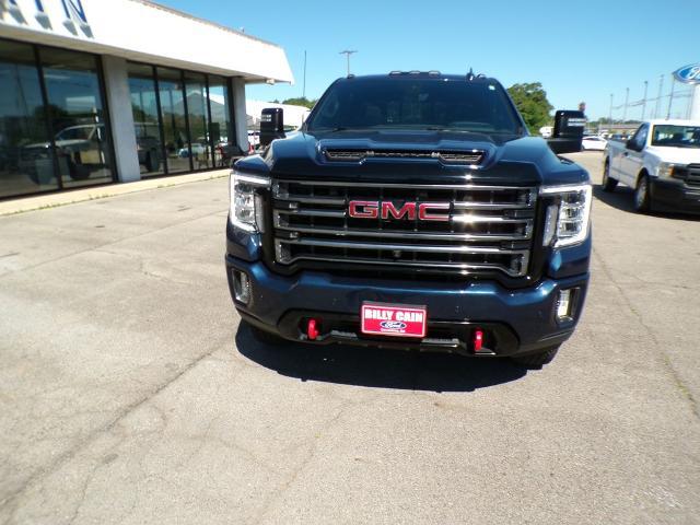 2022 GMC Sierra 2500HD 4WD Crew Cab Standard Bed AT4
